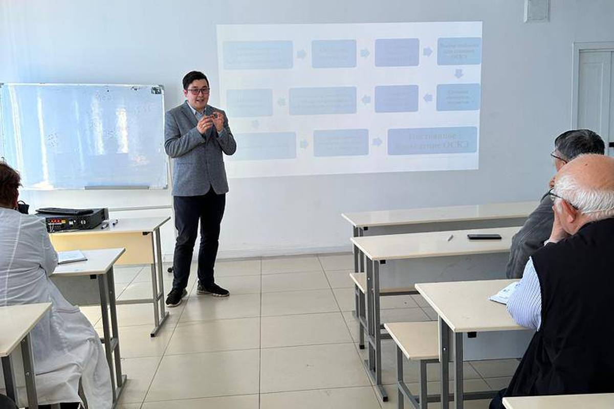 On March 24, the AUSM Teaching Staff training seminar
