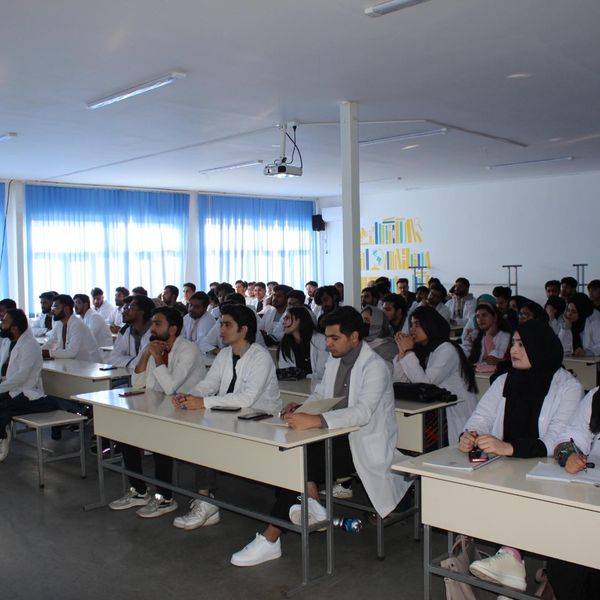 The Department of Morphological Disciplines and Public Health at AUSM organized a guest lecture for students of the 9th semester