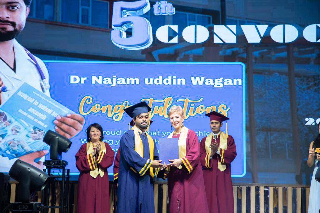 Successful graduation of students from the Faculty of Medicine at Adam University